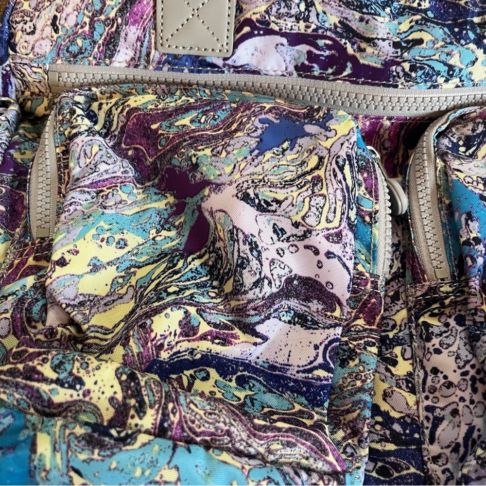 Kipling Cyrene Gray Oil Slick Overnight Carry On Travel Bag Tote - Picture 3 of 9